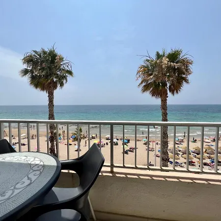 Con Excelente Ubicacion Y Vistas Al Mar